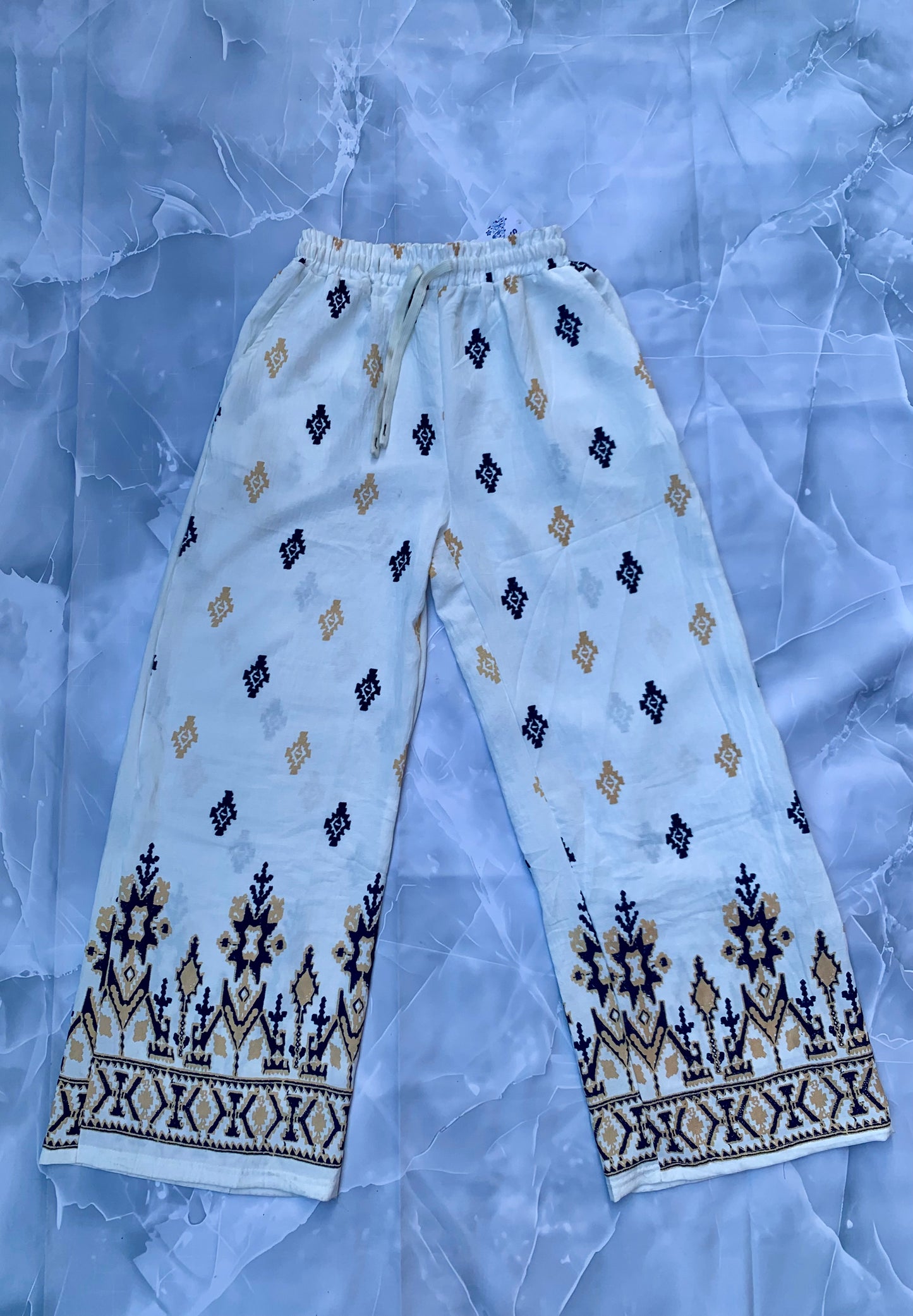 El pantalón de lino que no da calor