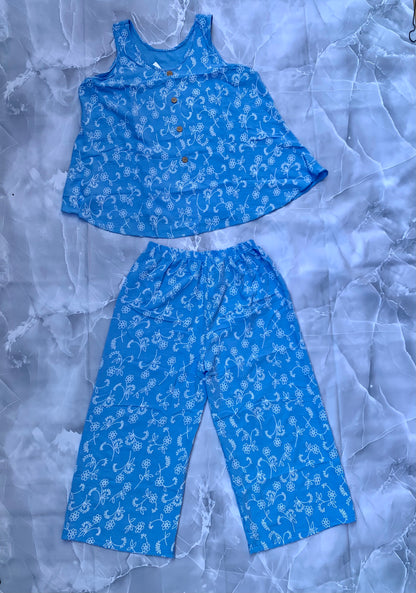Conjunto de verano floral en lino suave — top sin mangas + pantalón