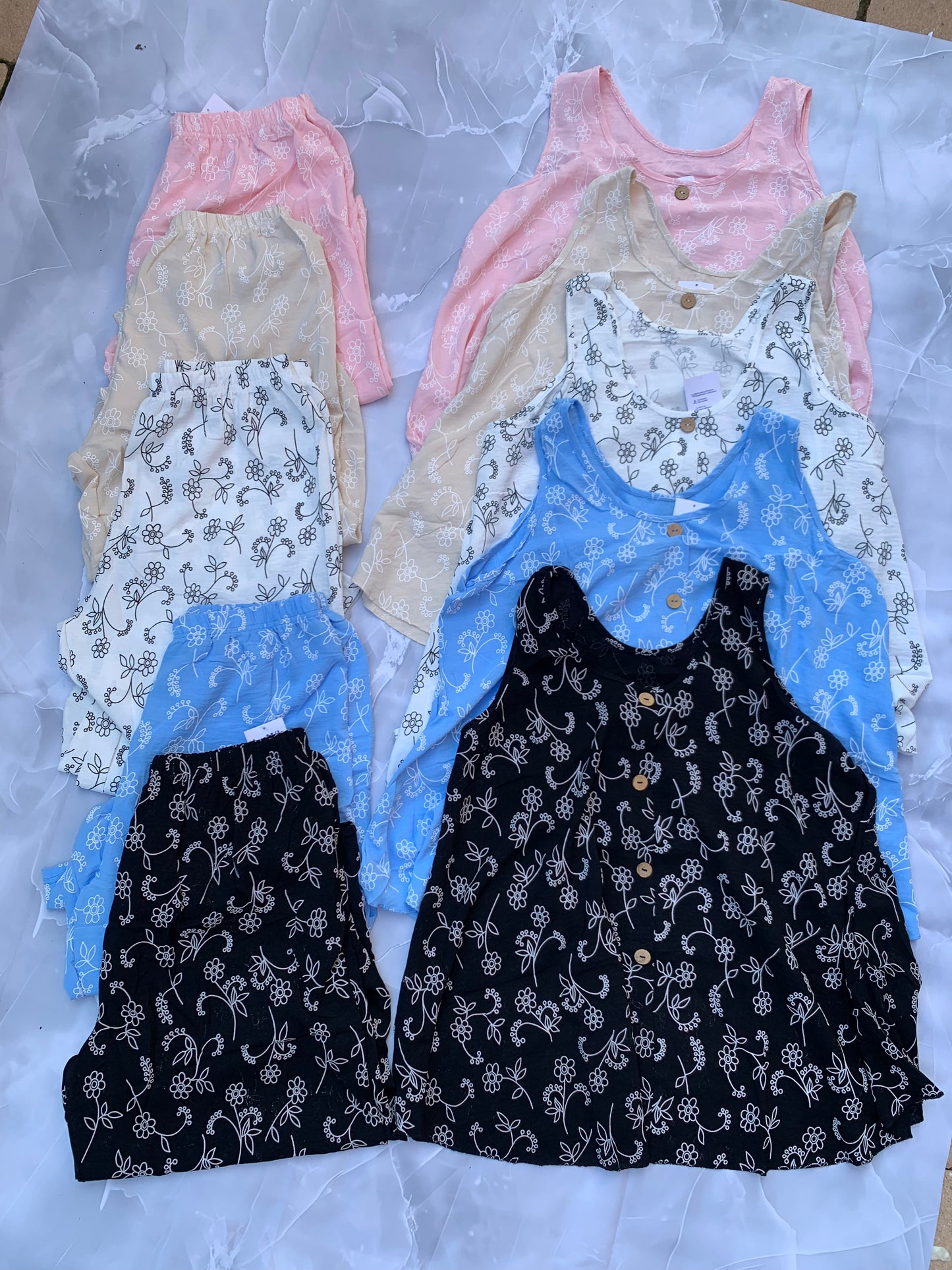 Conjunto de verano floral en lino suave — top sin mangas + pantalón
