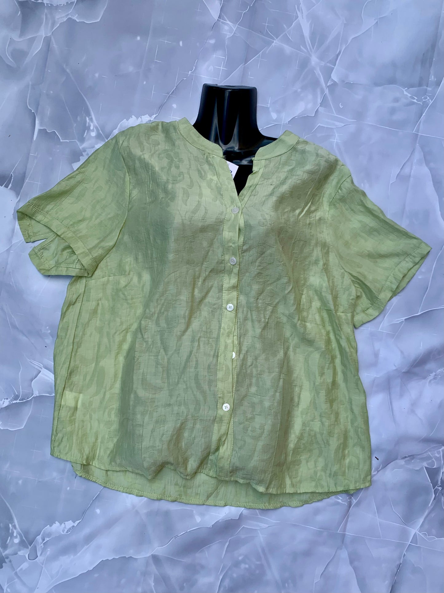 Blusa de lino jacquard en relieve — cuello mao