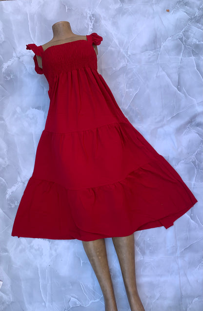 Vestido midi de lino liso con volantes y falda por capas